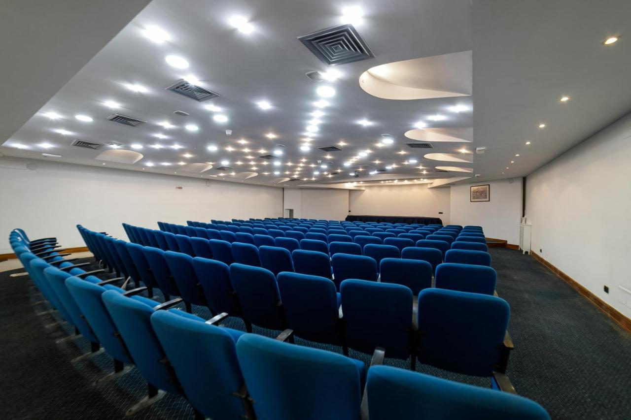 Hotel Sakura ตอร์เรเดลเกรโค ภายนอก รูปภาพ