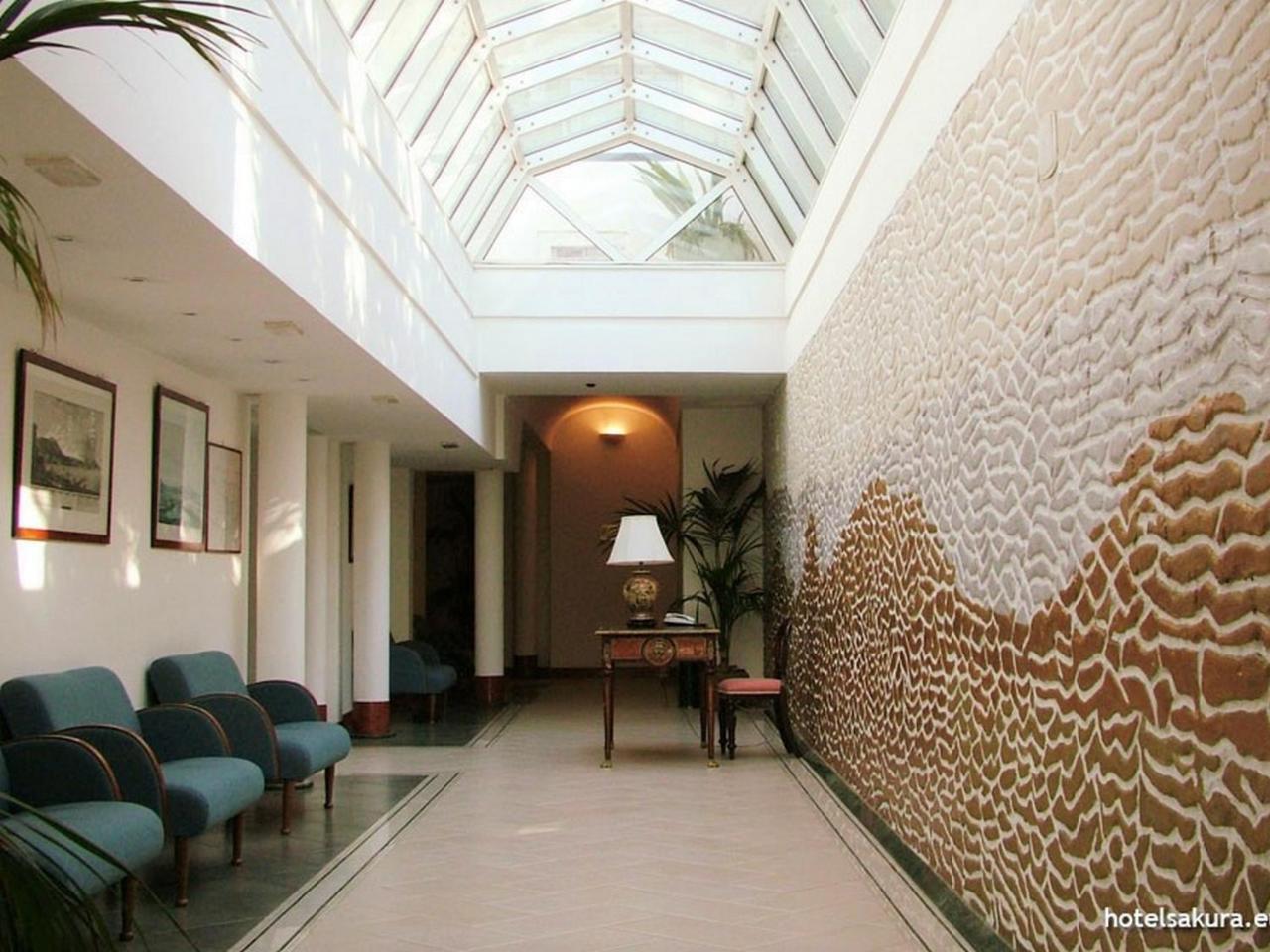 Hotel Sakura ตอร์เรเดลเกรโค ภายนอก รูปภาพ
